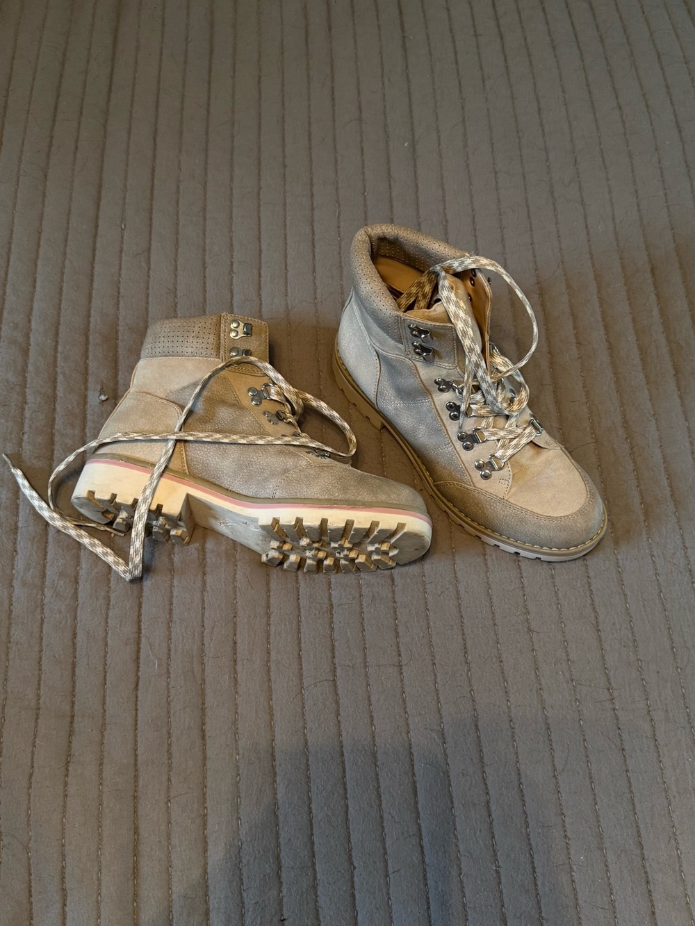 Women's Taupe Suede Lace-Up Winter Boots